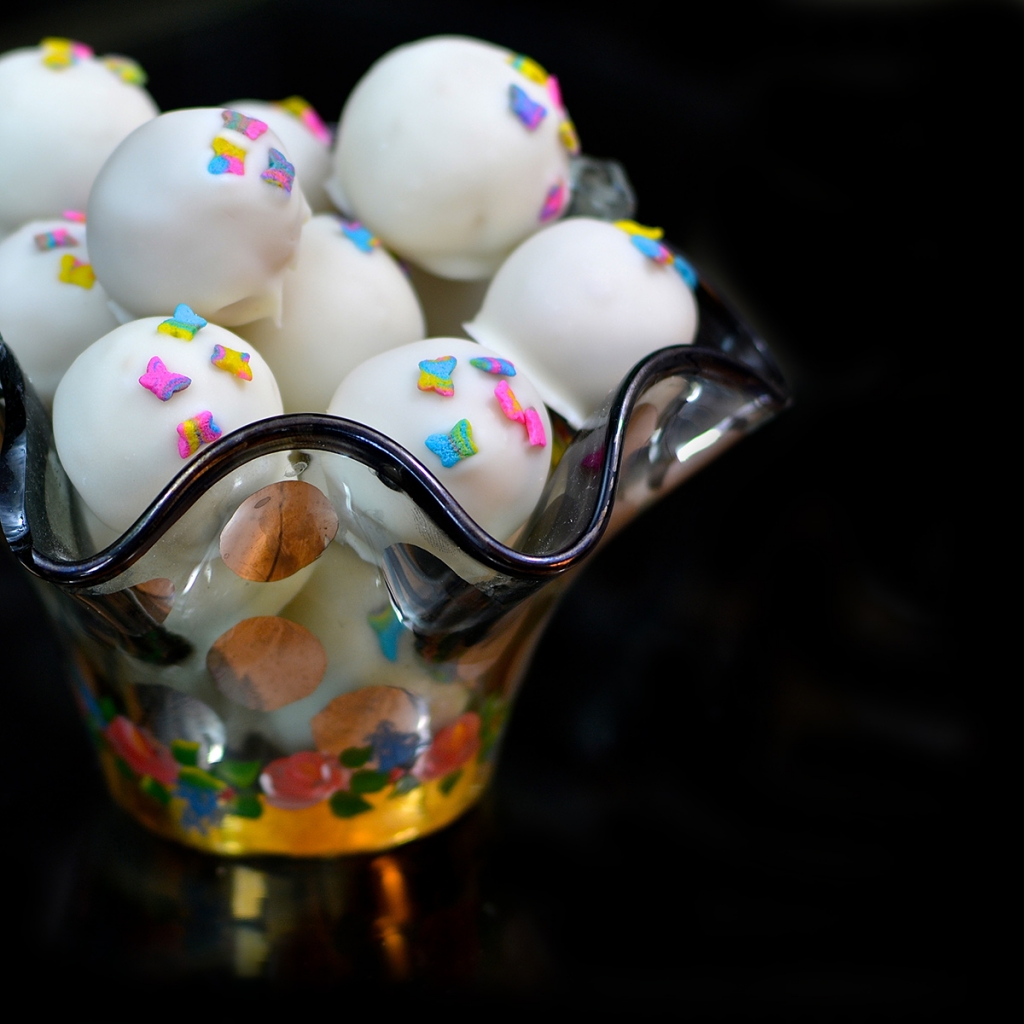 Sugar Cookie Dough Truffles