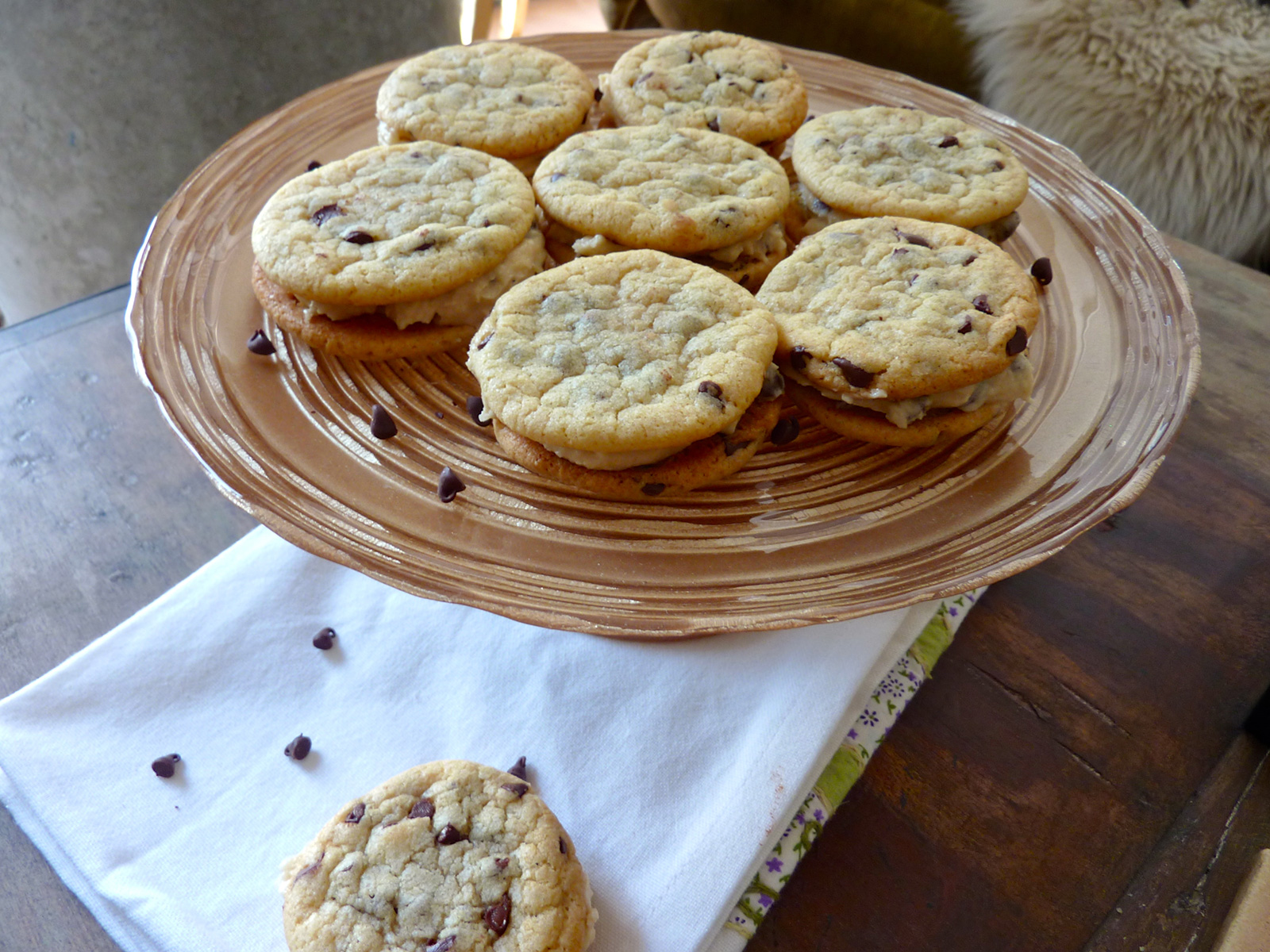 ChocolateChipCookieDoughSandwichCookies