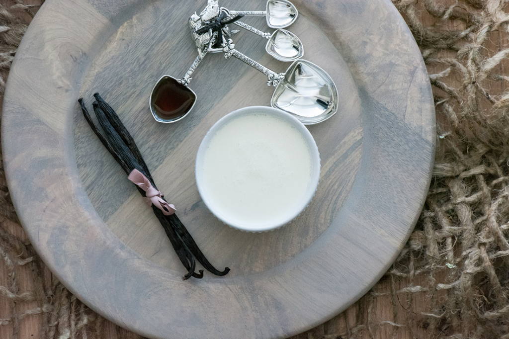 A simple recipe for homemade vanilla bean ice cream | KailleysKitchen.com
